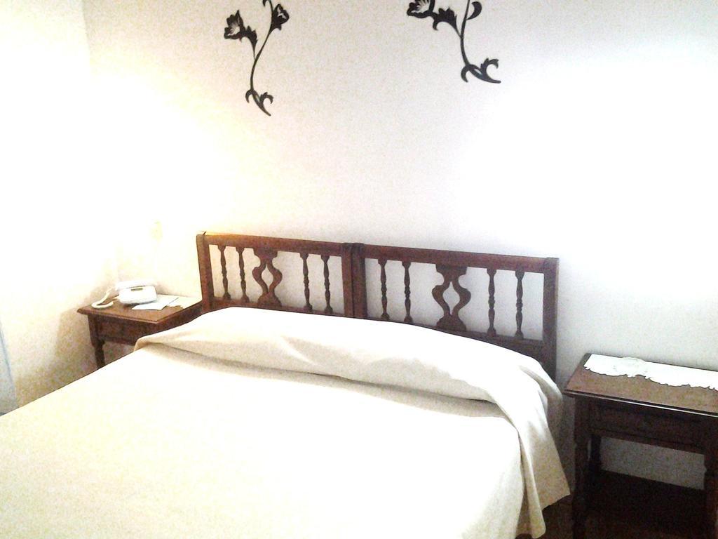 Hotel Nuovo Suisse Alassio Buitenkant foto