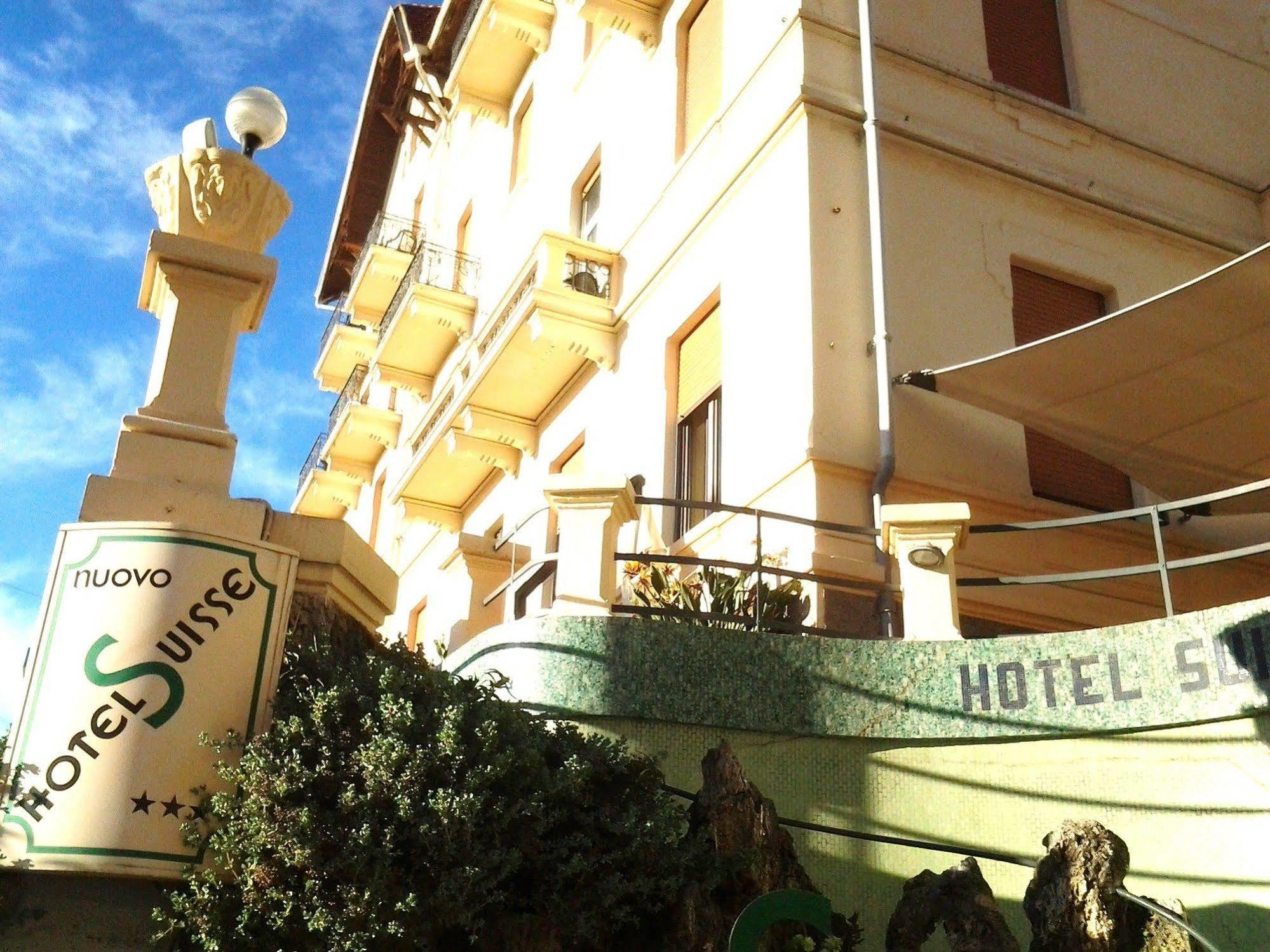 Hotel Nuovo Suisse Alassio Buitenkant foto